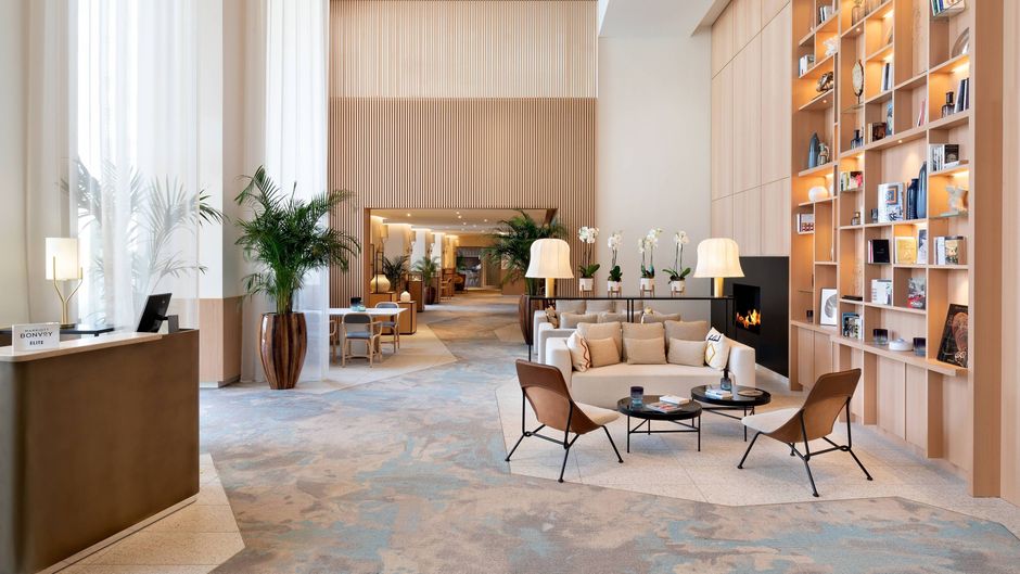 Marriott Riviera la Porte de Monaco Lobby