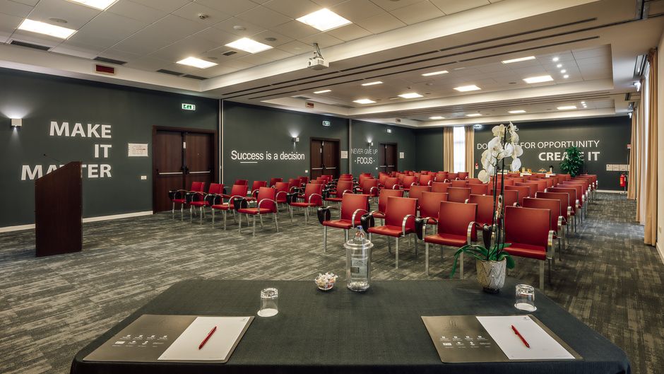 Holiday Inn Bologna-Fiera Meeting