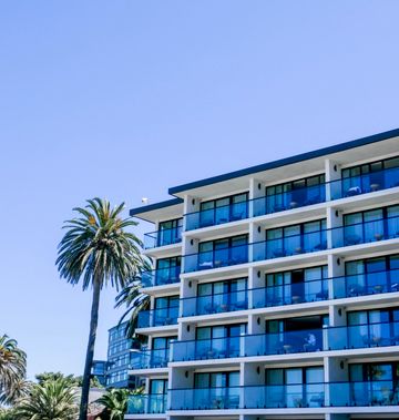 La Jolla Cove Suites