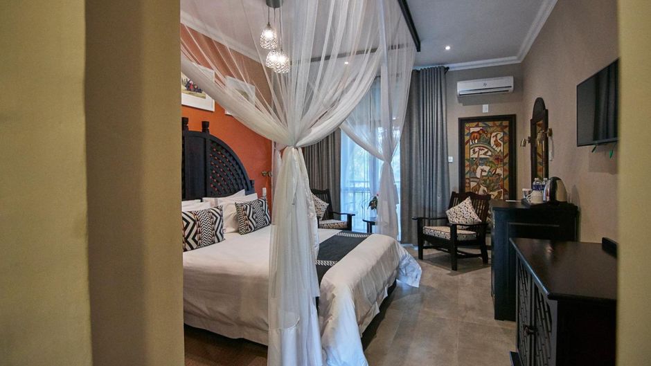 Victoria Falls Rainbow Hotel Room