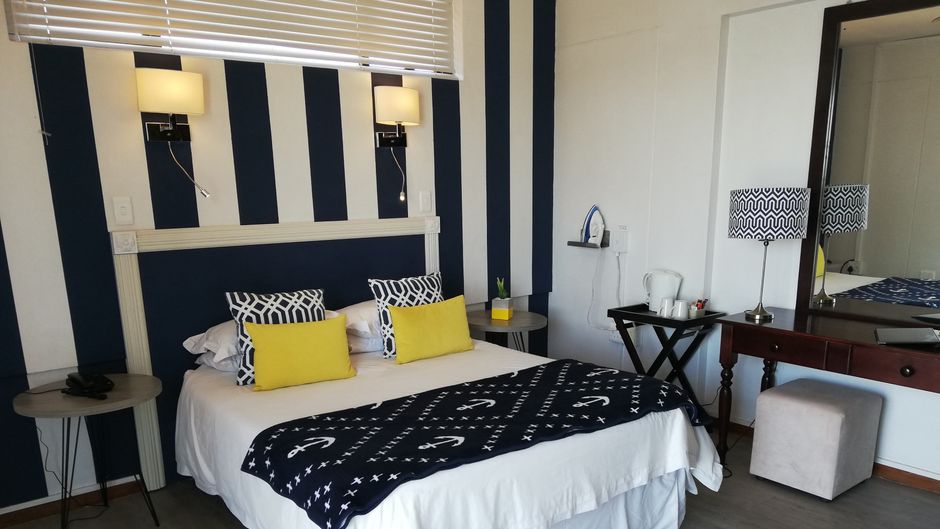 Hoedjiesbaai Hotel Room