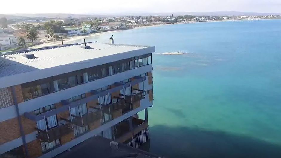 Hoedjiesbaai Hotel Exterior