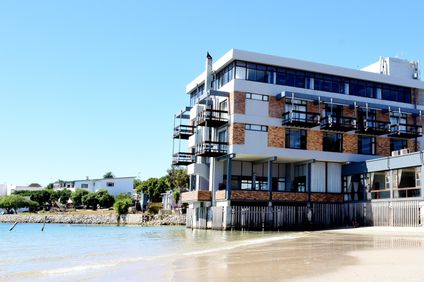Hoedjiesbaai Hotel