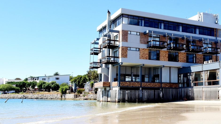 Hoedjiesbaai Hotel Exterior