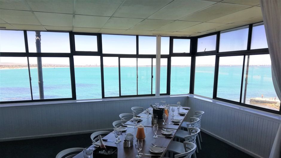 Hoedjiesbaai Hotel Restaurant
