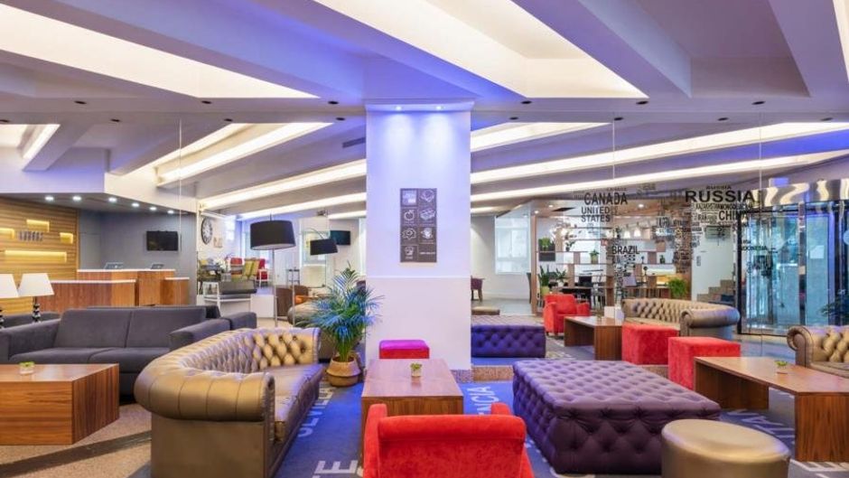 Exe Coruna Lobby