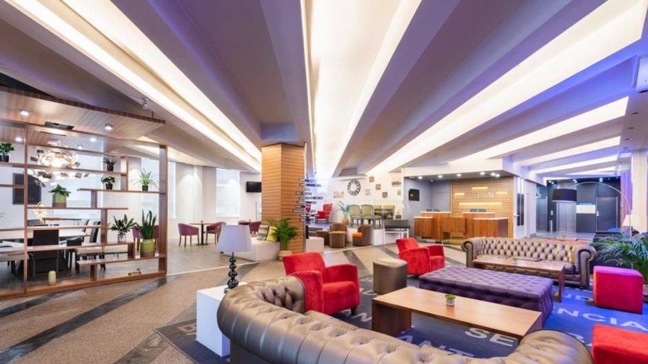 Exe Coruna Lobby