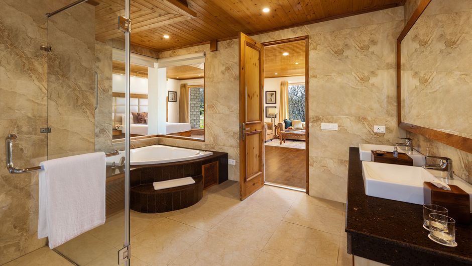 Baragarh Resort & Spa Suite