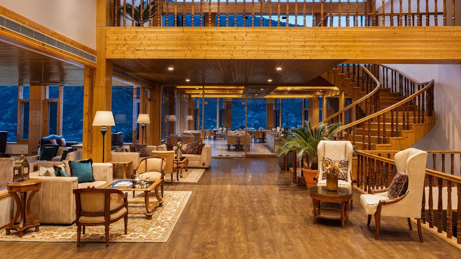 Baragarh Resort & Spa Lobby