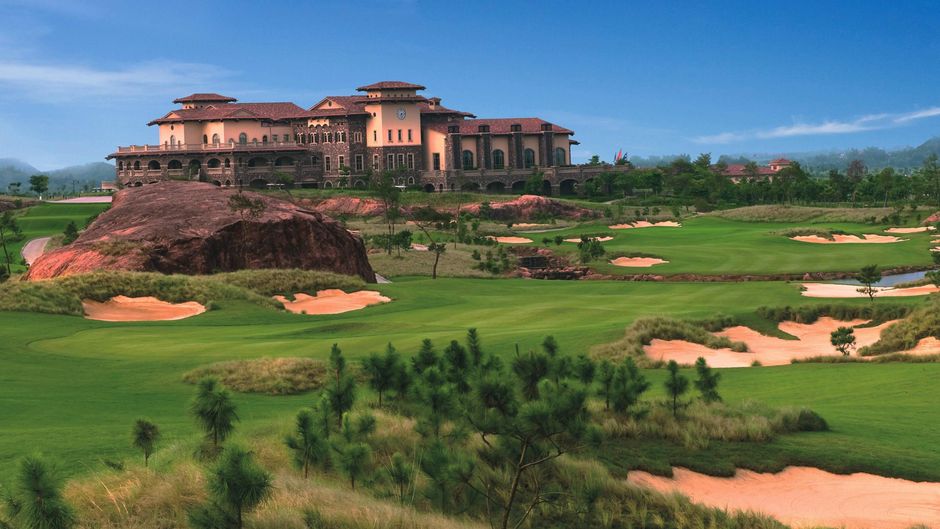 Sheraton Qingyuan Lion Lake Resort Golf