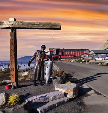 Cannery Pier Hotel & Spa