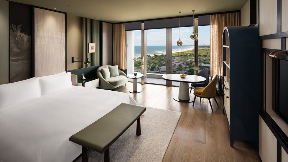 New World Hoiana Beach Resort Room