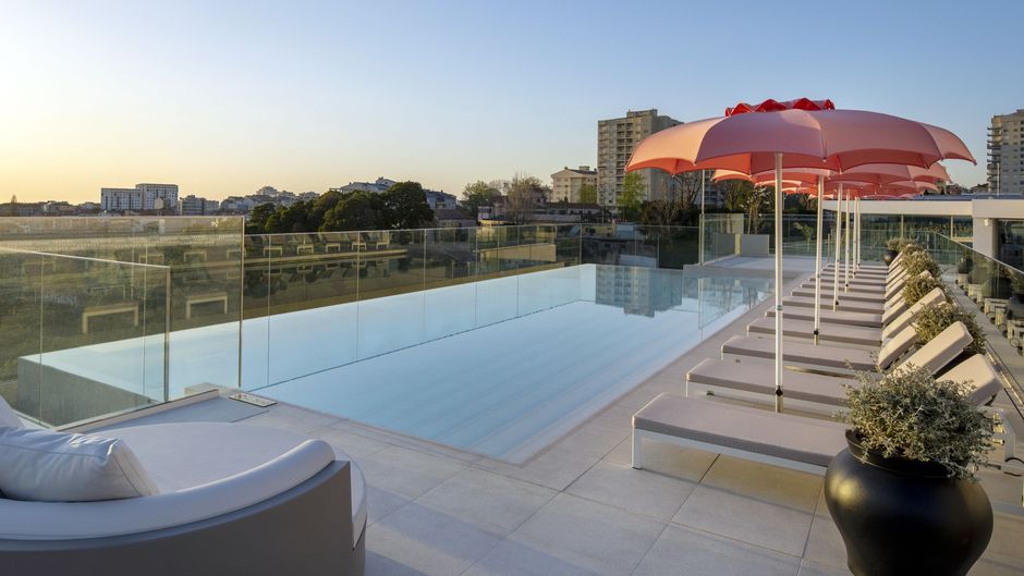Renaissance Porto Lapa Hotel Pool