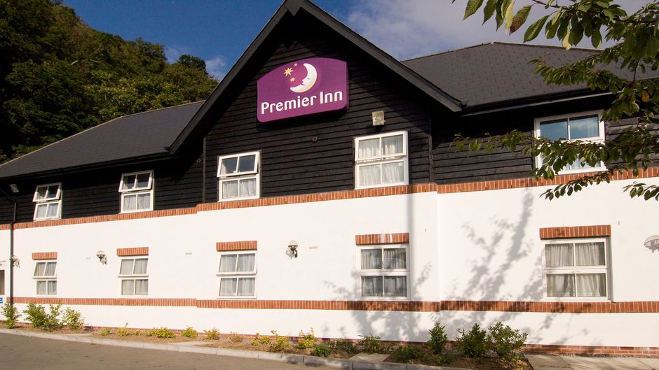 Premier Inn Plymouth East Exterior