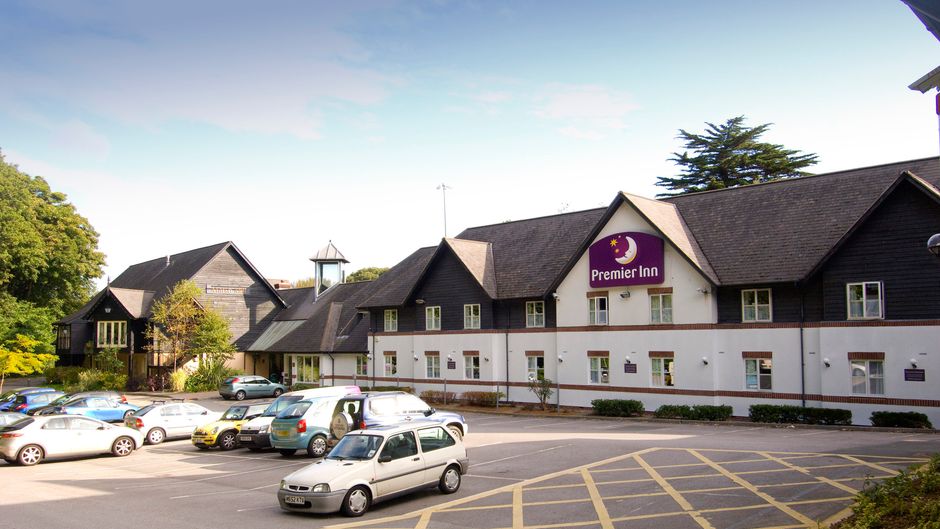 Premier Inn Plymouth East Exterior