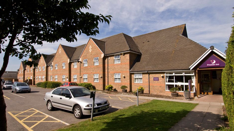 Premier Inn Portsmouth North Harbour Exterior