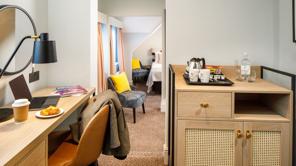 Voco Lythe Hill Hotel & Spa Room