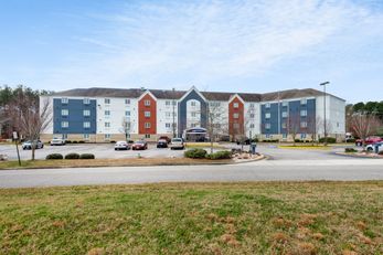 Candlewood Suites