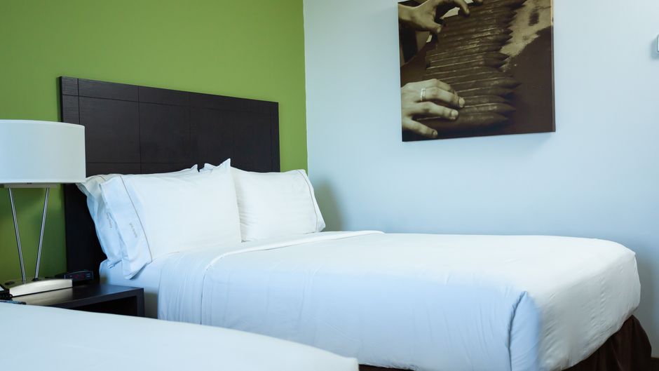 Holiday Inn Express Managua Room