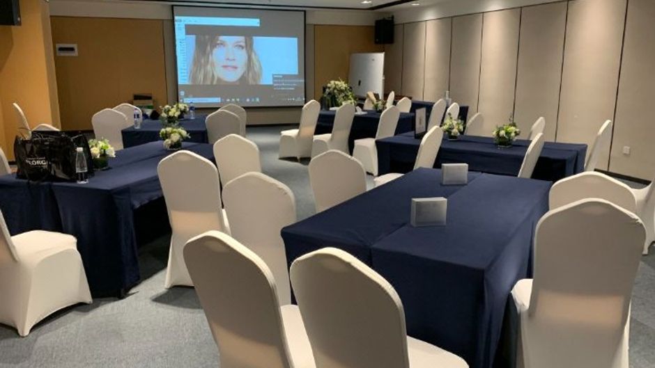 Yuquan Hotel Meeting