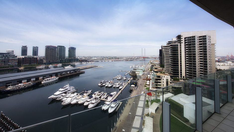 Accommodation Corporate Docklands Room