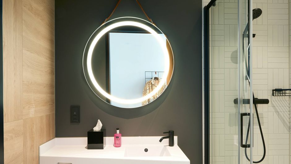 Moxy Amsterdam Schiphol Airport Room