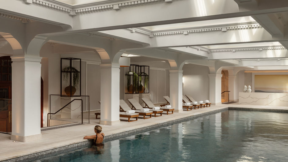 Capella Sydney Pool