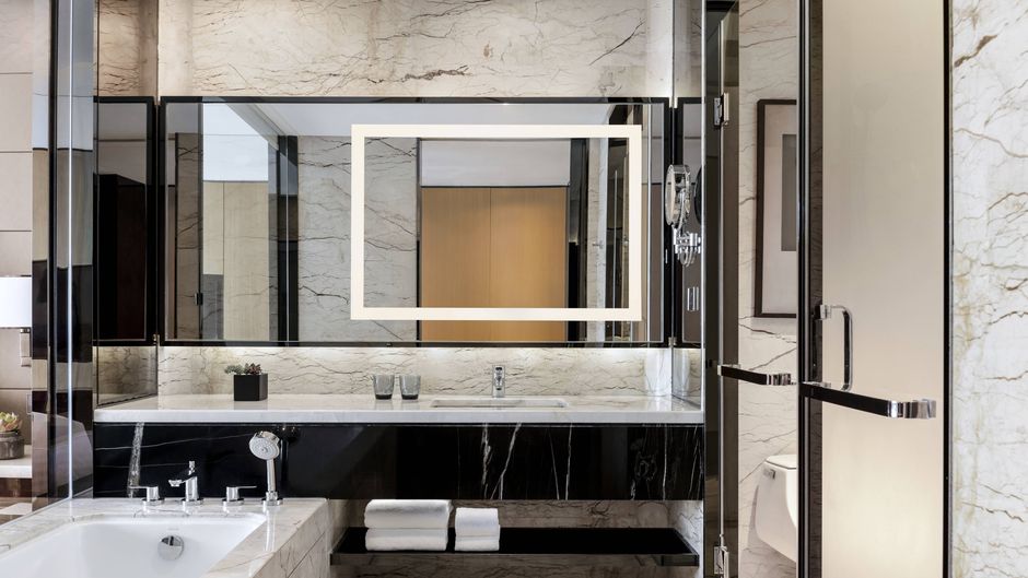 Shunde Marriott Hotel Room