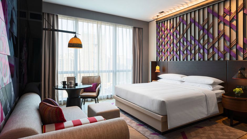 Renaissance Nanning Hotel Room