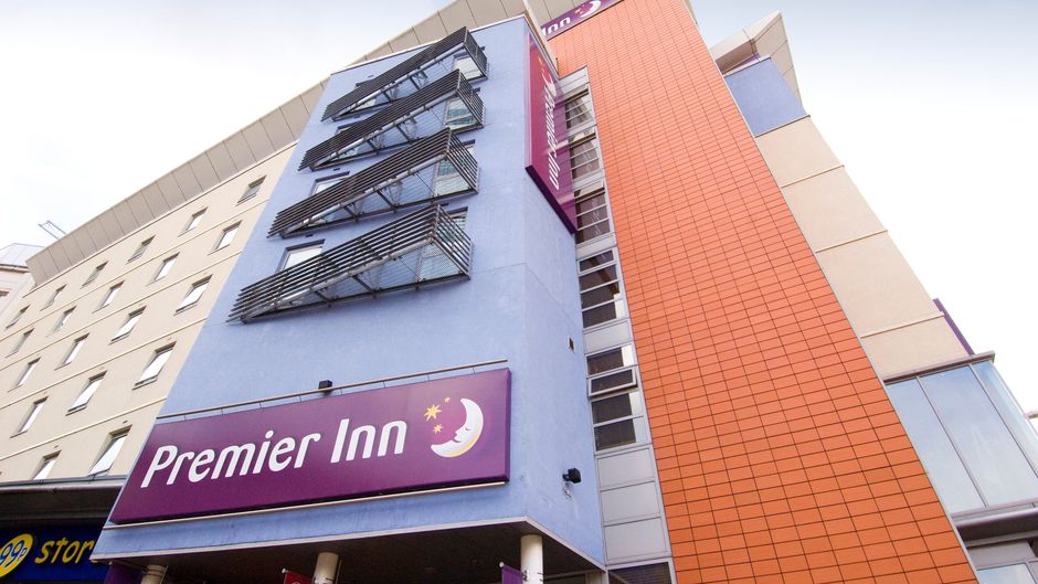 Premier Inn Sheffield City C. (Angel St) Exterior