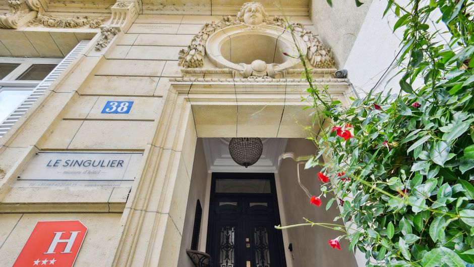 Hotel Paris Le Singulier Exterior