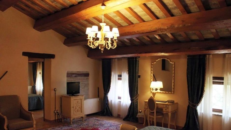 Villa Rinalducci Room