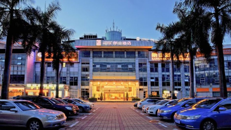 Langshan Hotel Exterior