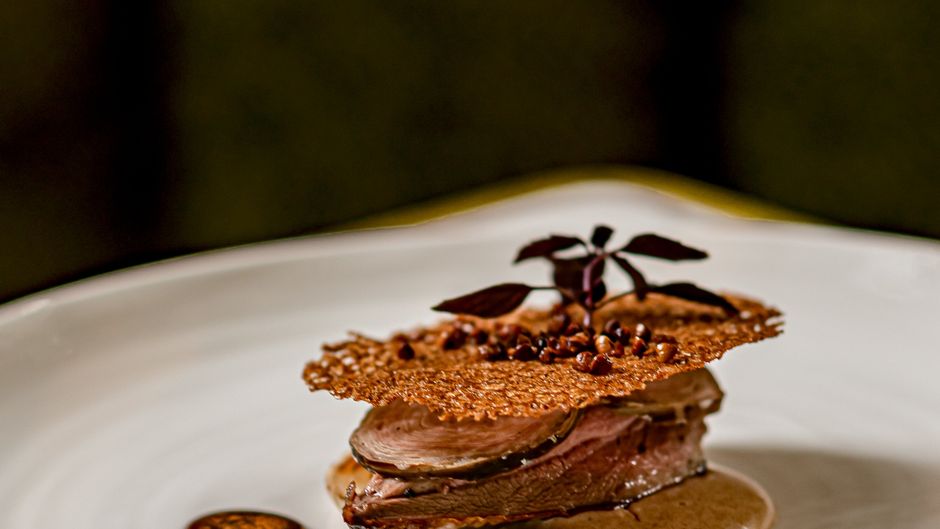 Saint James Paris Restaurant