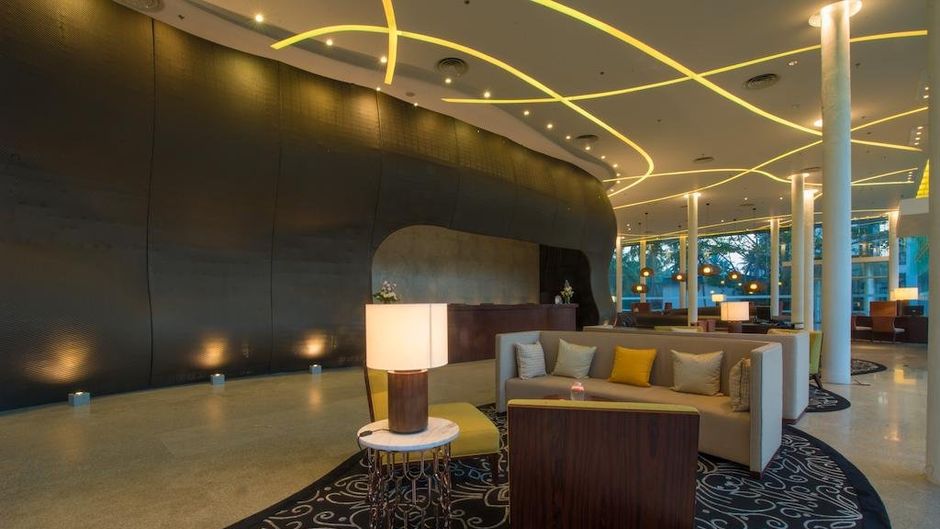 The Gateway Hotel Airport Garden Colombo Lobby