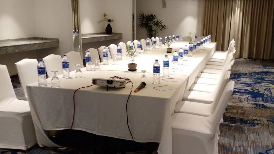 The Gateway Hotel Airport Garden Colombo Meeting