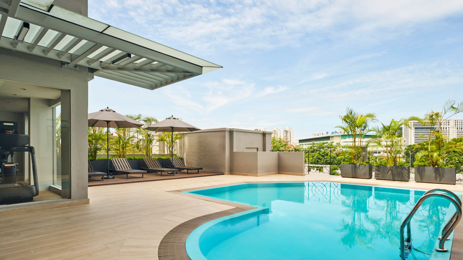 Holiday Inn Express & Suites Novena Pool