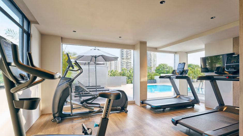Holiday Inn Express & Suites Novena Health Club
