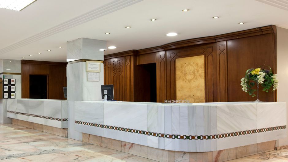 Hotel Porcel Alixares Lobby