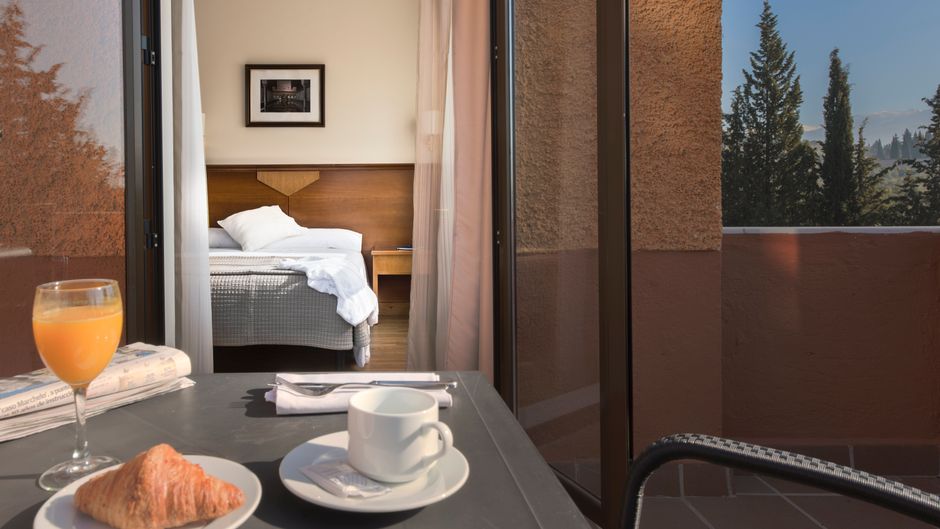 Hotel Porcel Alixares Exterior