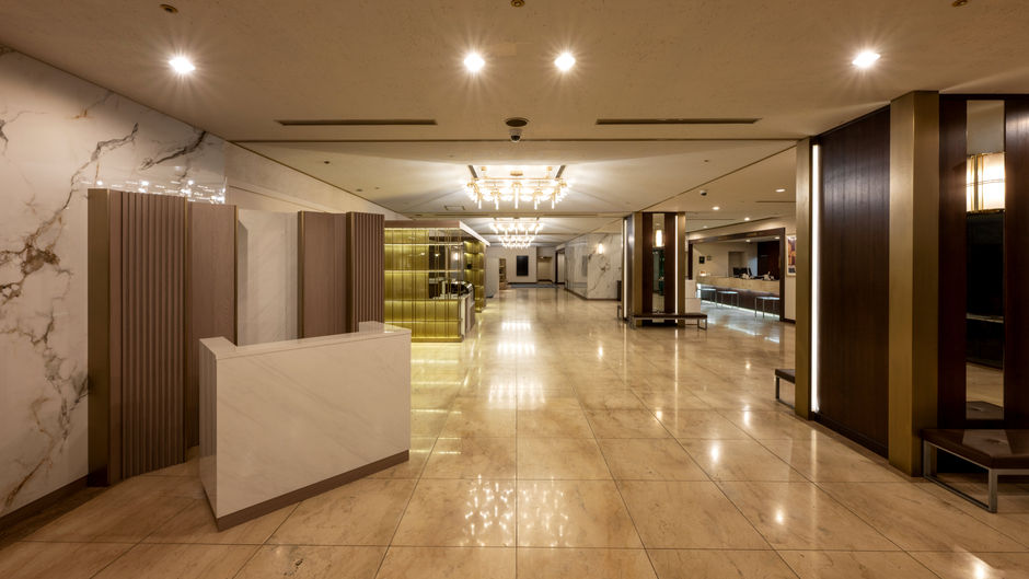 ANA Crowne Plaza Akita Exterior