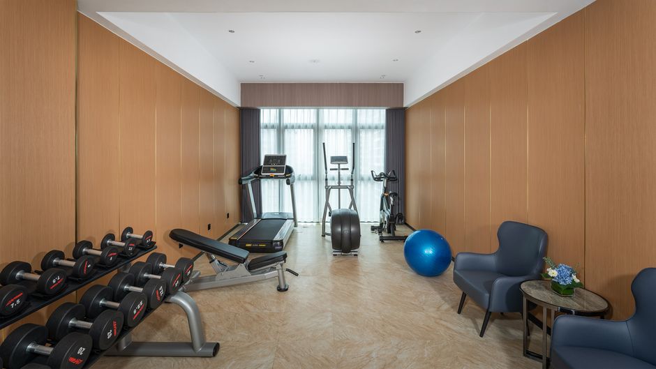 Holiday Inn Express Conv & Exhibition Health Club