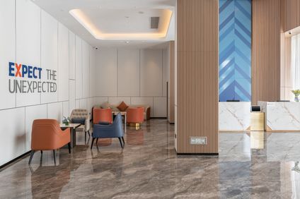 Holiday Inn Express Conv & Exhibition
