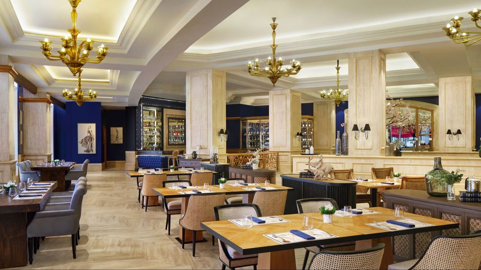 The Ritz-Carlton Jakarta, Mega Kuningan Restaurant