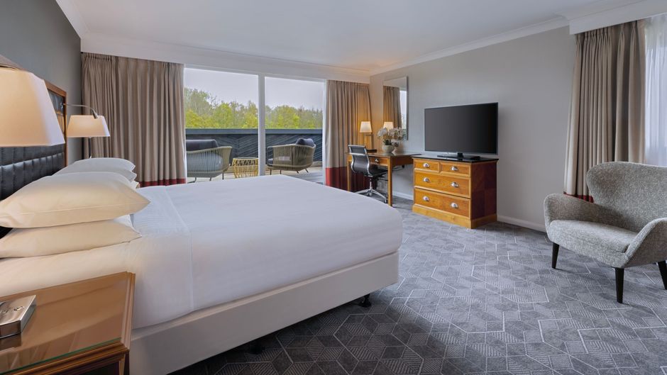 Delta by Marriott Northampton Suite