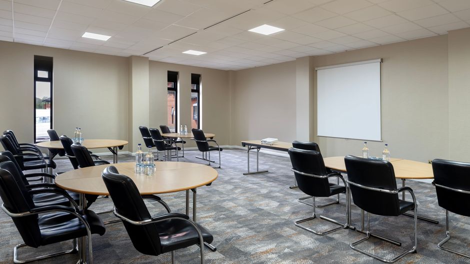 Delta by Marriott Northampton Meeting