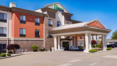 Holiday Inn Express Hotel & Suites