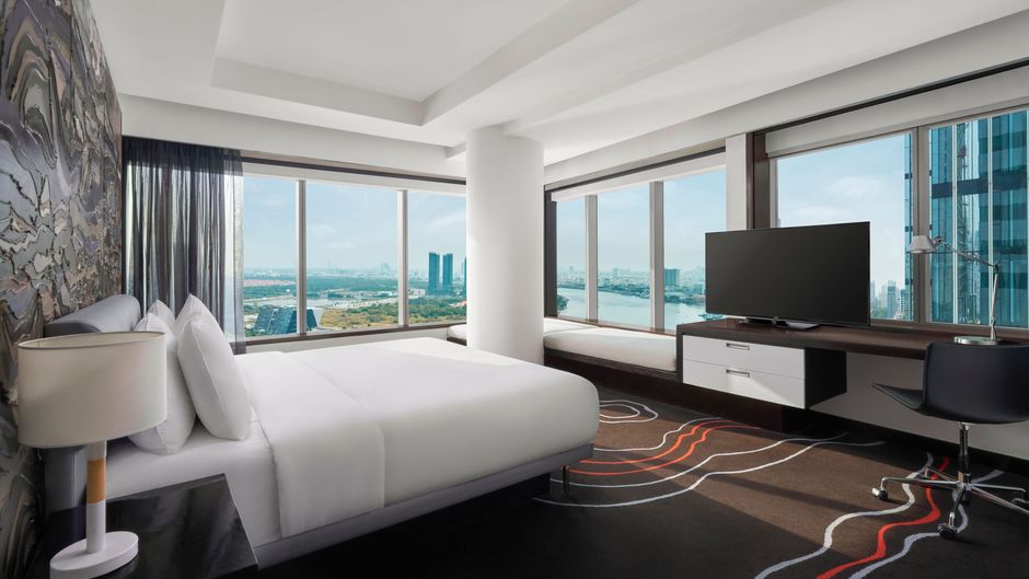 Le Meridien  Saigon Suite