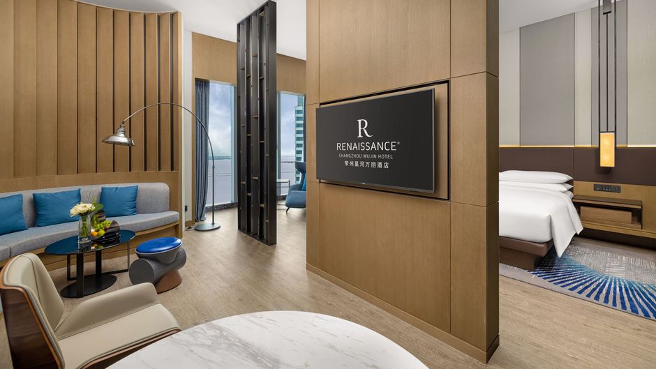 Renaissance Changzhou Wujin Hotel Room