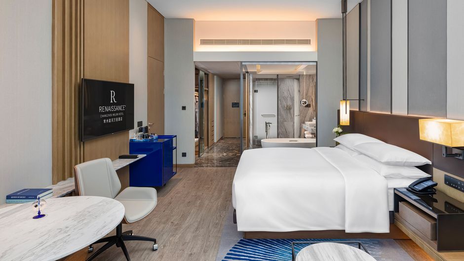 Renaissance Changzhou Wujin Hotel Room